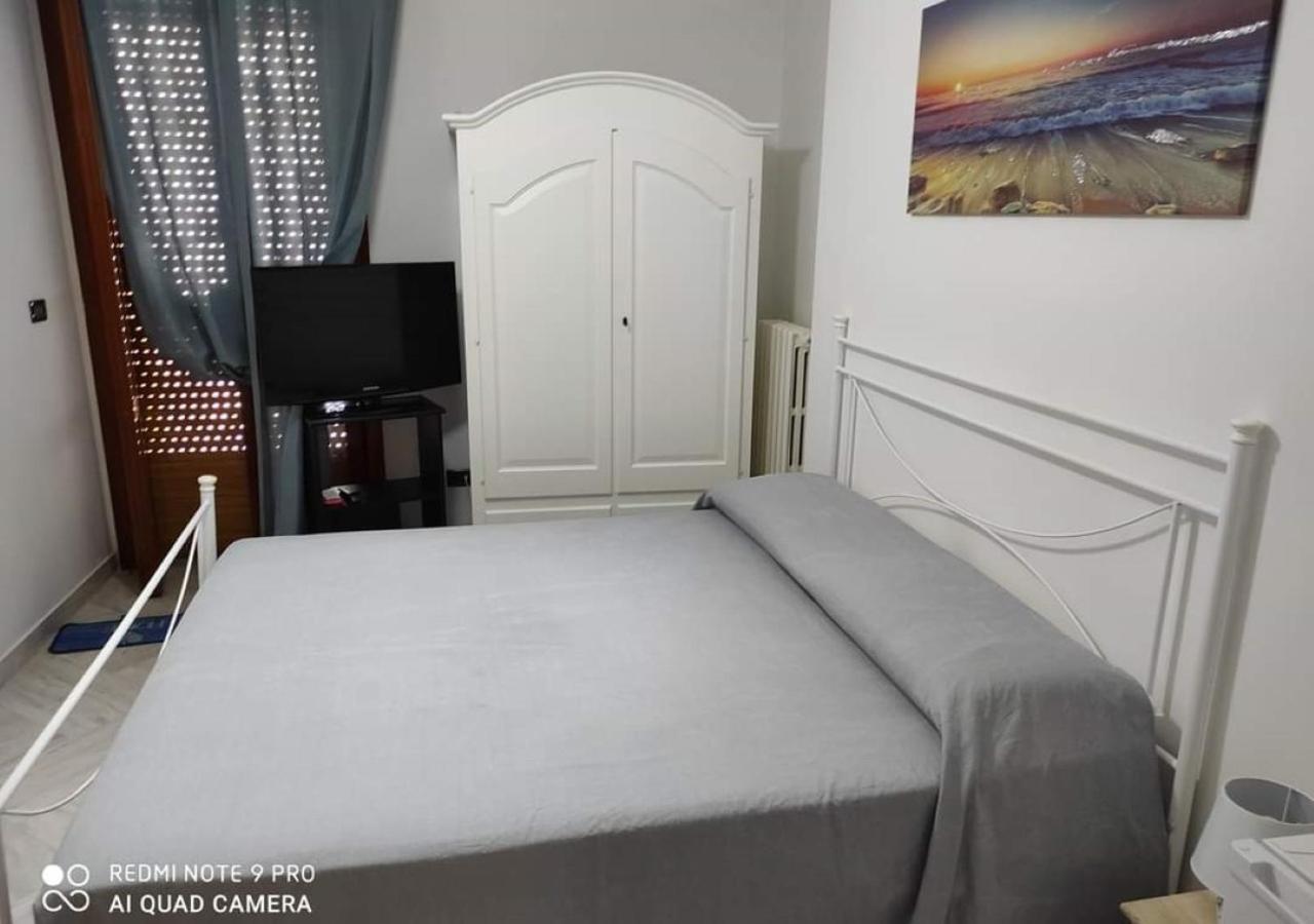 برينديسي B&B Annunziata الغرفة الصورة
